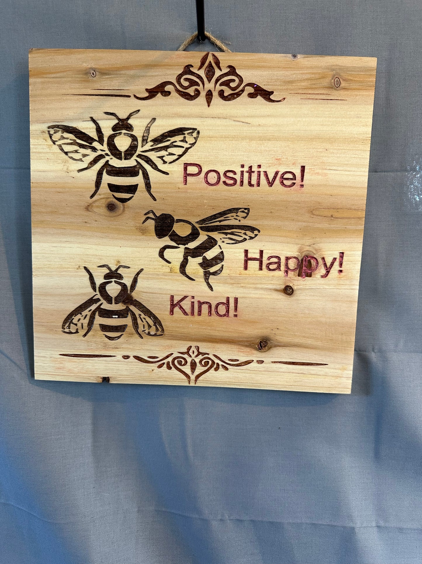 Bee sign!